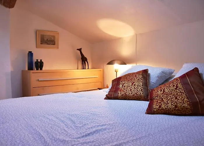 Lovely Flat In The Heart Of The Medieval Lejlighed