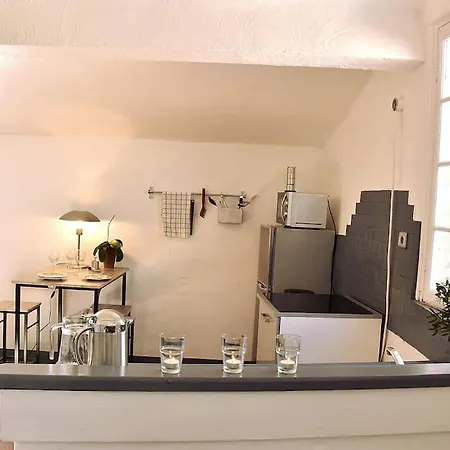 Lovely Flat In The Heart Of The Medieval Hyères