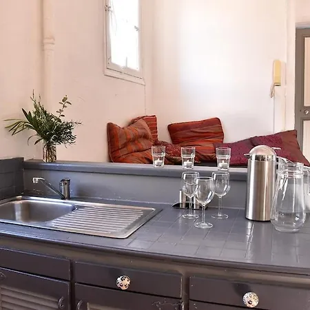 Lovely Flat In The Heart Of The Medieval Apartment